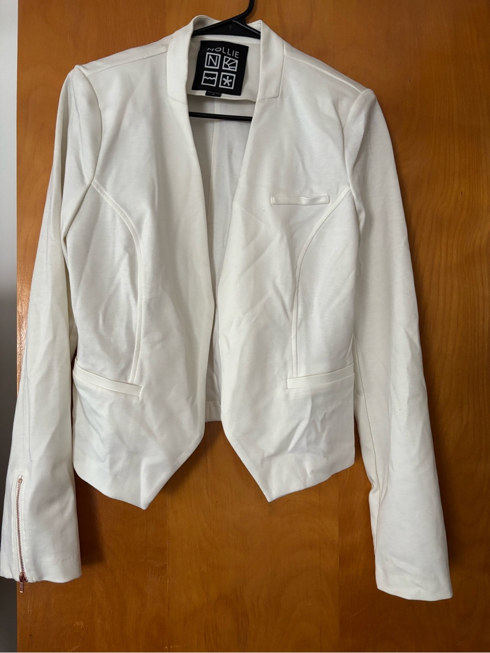 Nollie White Open-Front Cropped Blazer